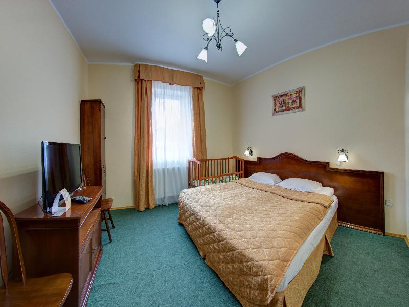 Lavanda Country Club Татарив Екстериор снимка