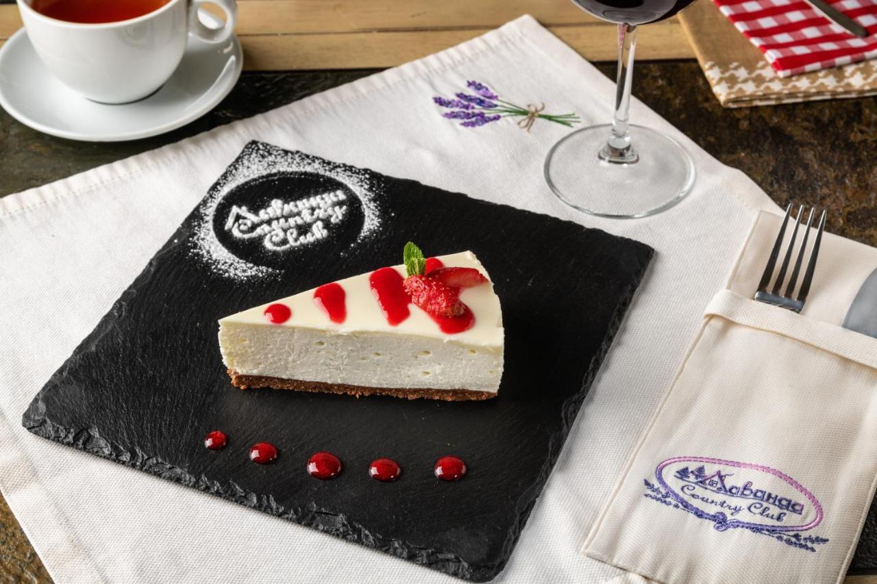 Lavanda Country Club Татарив Екстериор снимка