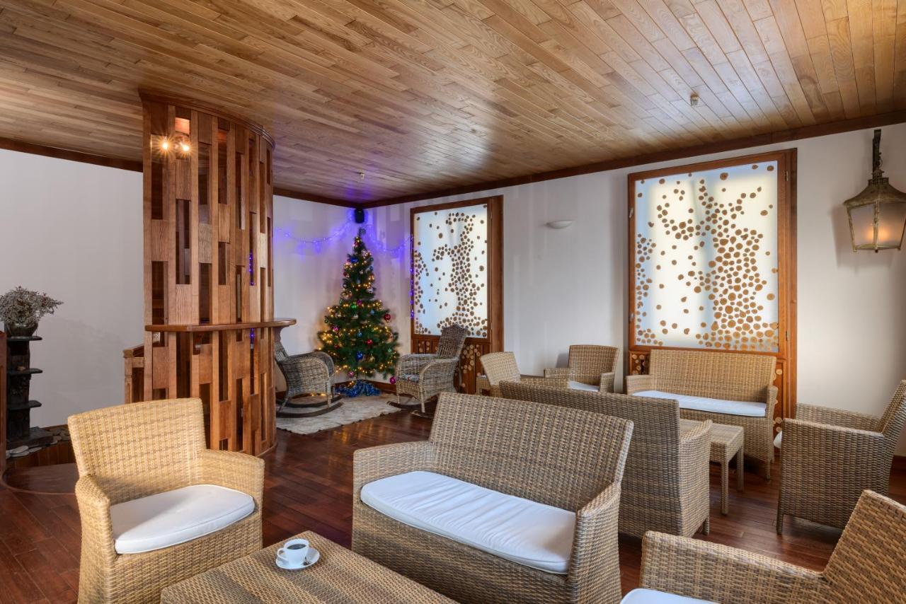 Lavanda Country Club Татарив Екстериор снимка